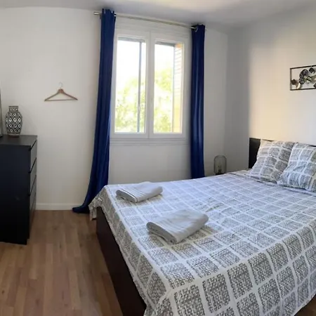 Appartement Cosy Sur Avignon Proche Des Remparts Exterior foto